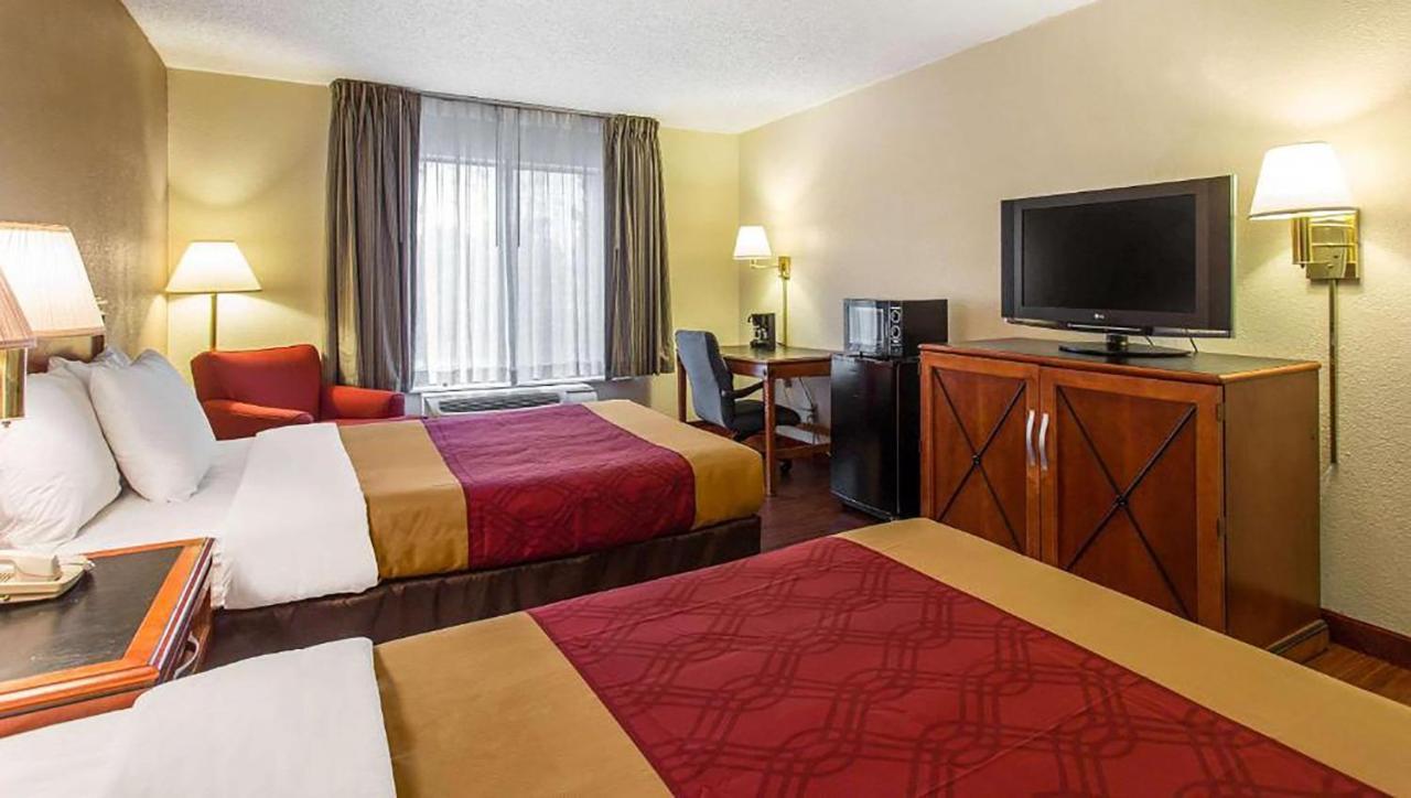 Studios & Suites 4 Less 夏洛特 外观 照片