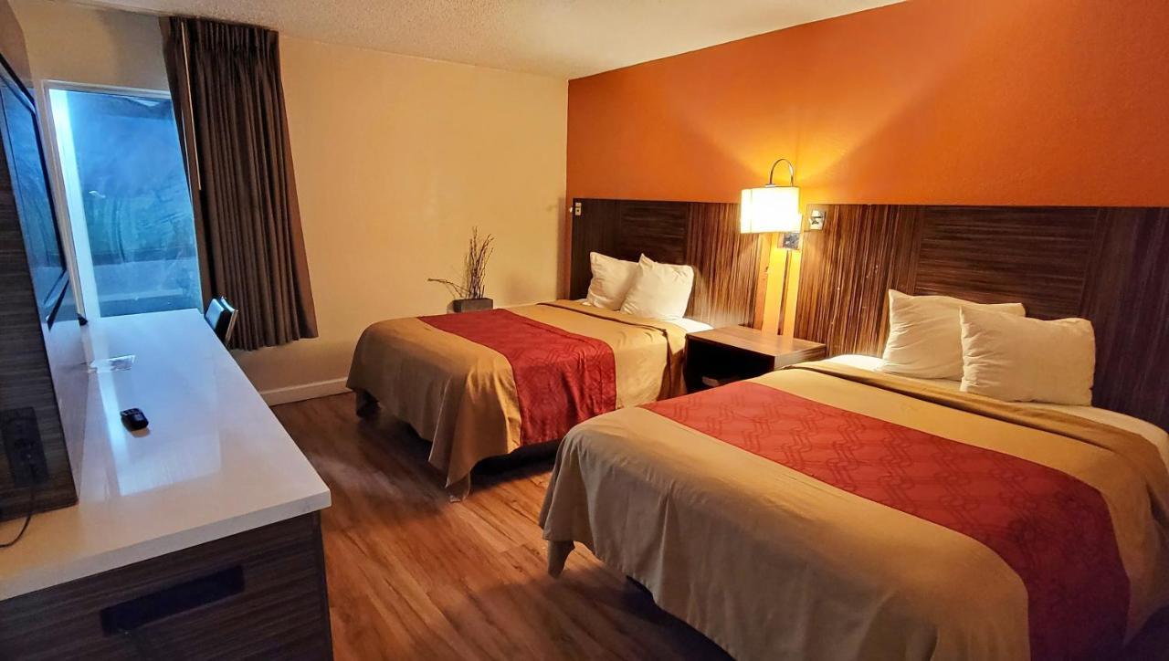 Studios & Suites 4 Less 夏洛特 外观 照片