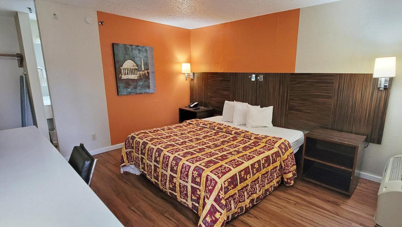 Studios & Suites 4 Less 夏洛特 外观 照片